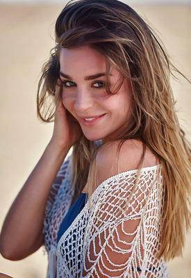 Lily Chey Photo 20 of 20