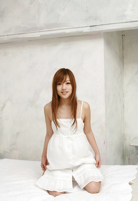 Miyu Hoshino Photo 8 of 8
