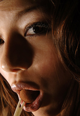 Tina Yuzuki Photo 2 of 4