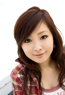 Suzuka Ishikawa Photo 1 of 14