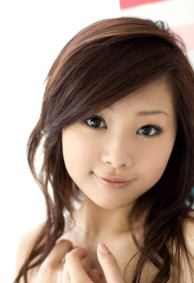 Suzuka Ishikawa Photo 4 of 14