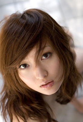 Maiko Kazano Photo 3 of 6