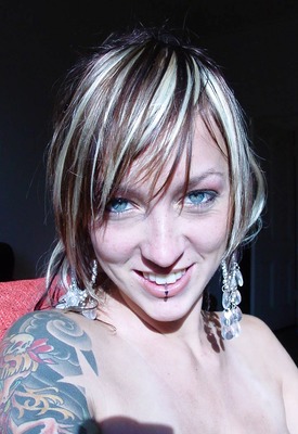 Ms. Eve Selfpics by I Shot Myself