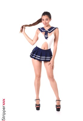 Shelena Photo 13 of 18