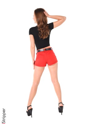 Yenn Cat Photo 4 of 11