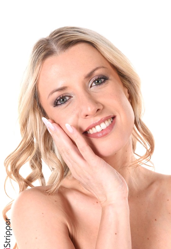 Adriana Sweetblonde in Pretty Little Thing by iStripper