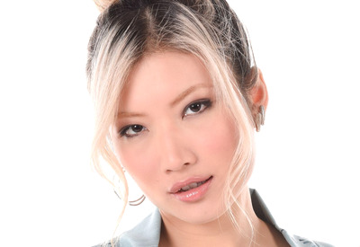 Dolly X in A Night In Tokyo by iStripper