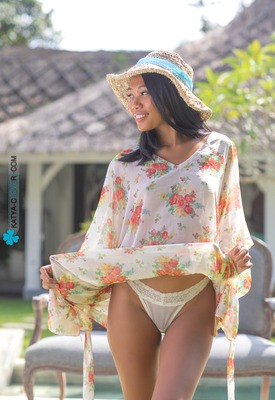 Sheiziss in Welcome Sherizz by Katya Clover Official