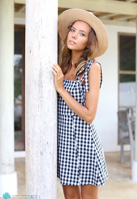 Katya Clover