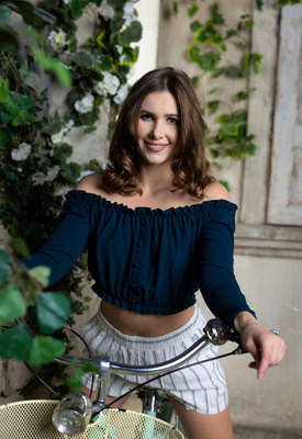 Amber Pearl Photo 12 of 12