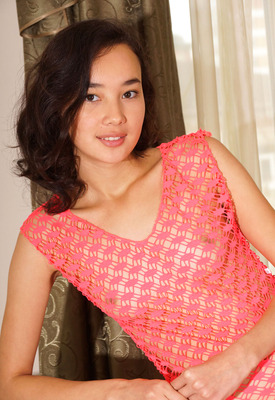 Djessy Photo 5 of 10