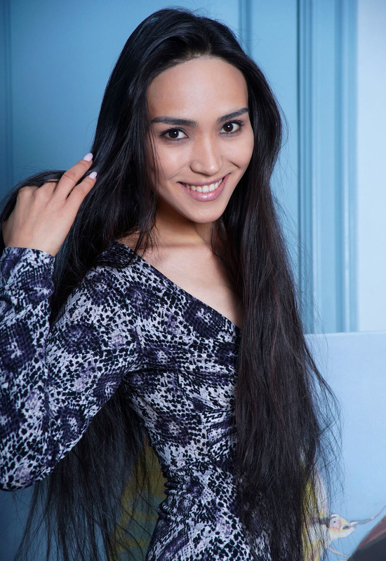 Rezza in Brown and Blue by Love Hairy