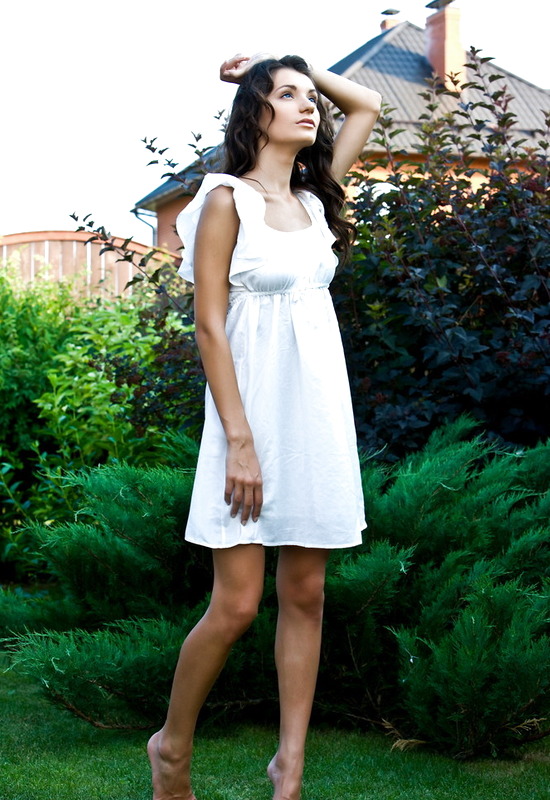 Leila A. in Tierra by Met-Art