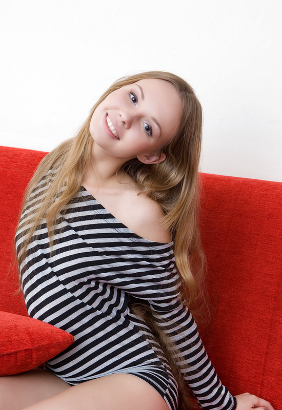 Virginia Sun in Blanka by Met-Art