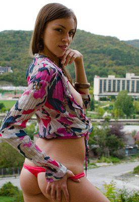 Sofy B Photo 12 of 15