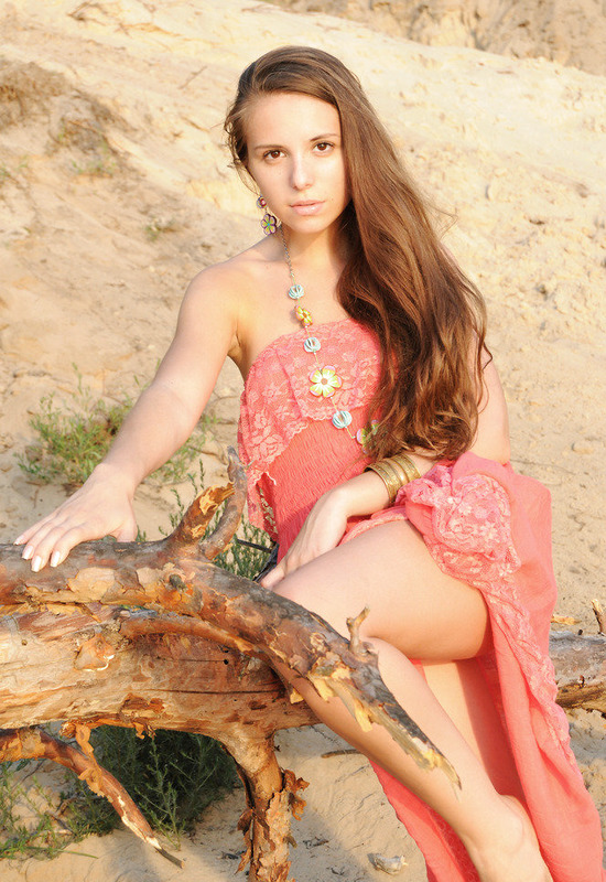 Nensi A in Presenting by Met-Art