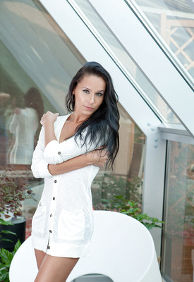 Diana G Photo 2 of 12