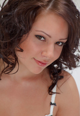 Beatrice C in Eskura by Met-Art