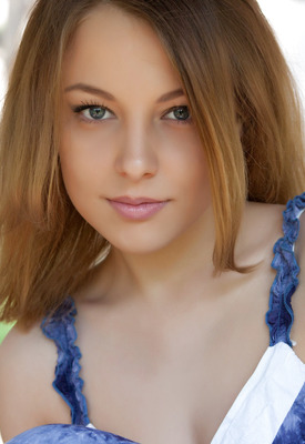 Nikia A in Stupendo by Met-Art