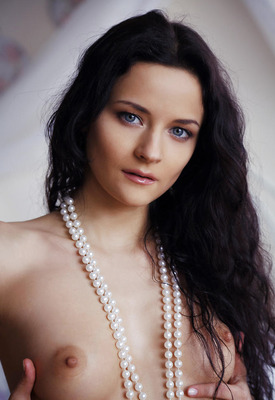 Ardelia Photo 6 of 10