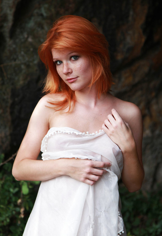 Mia Sollis in Berasa by Met-Art