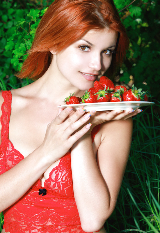 Violla A from Met-Art posing in outdoor nudes