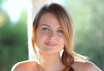 Odara in Pollena by Met-Art