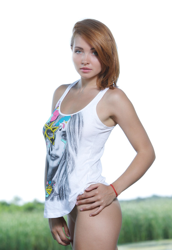 Kika in Frejate by Met-Art