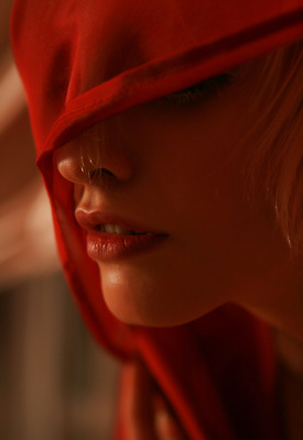 Kira W Photo 14 of 16