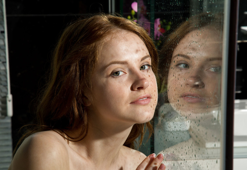 Alice May Photo 4 of 16