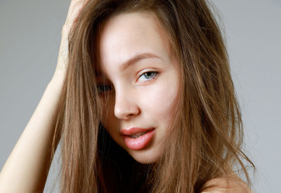 Charlize in Lisse by Met-Art