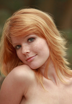 Mia Sollis in Inama by Met-Art