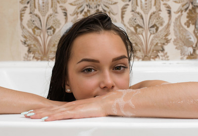 Slava in Enobae by Met-Art