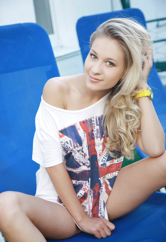 Candice B in Savon by Met-Art