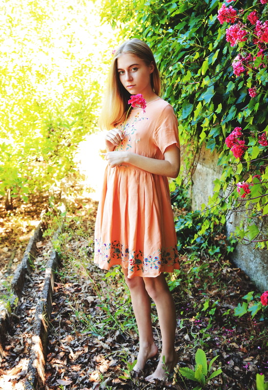 Shayla in Elaris by Met-Art