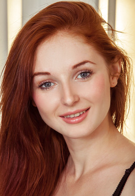 Leona Honey