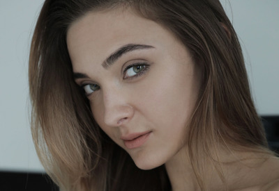 Presenting Santa by Met-Art