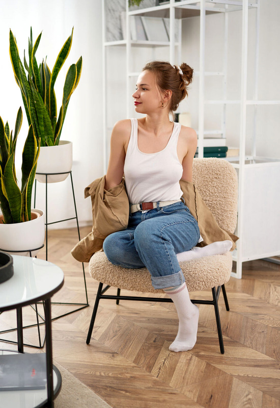 Yenn Cat in The Girl Next Door by Met-Art