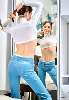 Presenting Hareniks by Met-Art