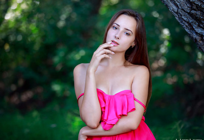 Rosalina in Lush Green by Met-Art