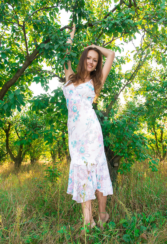 Elyse in Splendor by MPL Studios