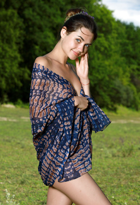 Viva in Au Naturale Part II by MPL Studios