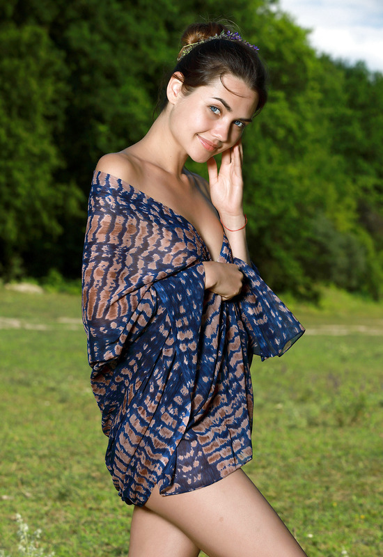 Viva in Au Naturale Part II by MPL Studios