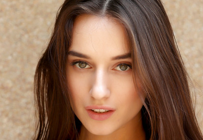 Gloria Sol in Get Close by MPL Studios