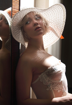 Cali in Little Dreamer by MPL Studios