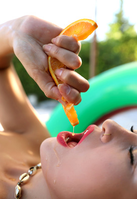 Mila in A Paparazzos Dream by MPL Studios