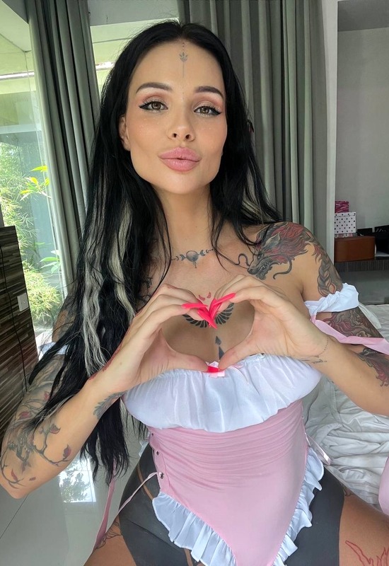 Sunny in OnlyFans Sneak Peek