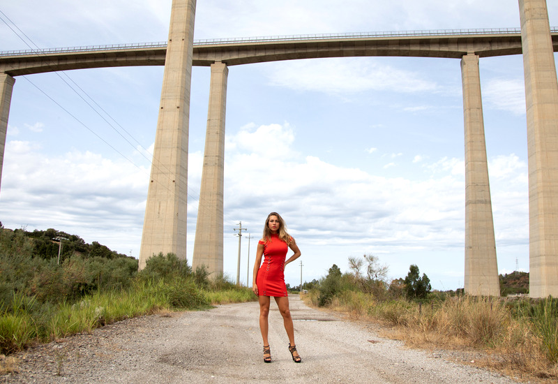 Goldie in Off Road by Photodromm