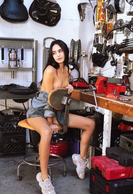 Sarah Mollica Photo 4 of 16