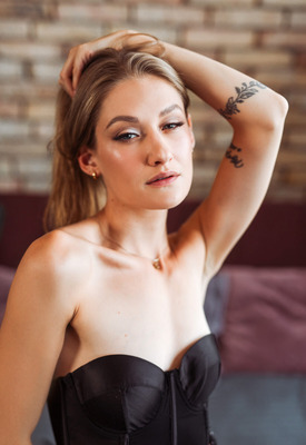 Tiffany Tatum Photo 9 of 20